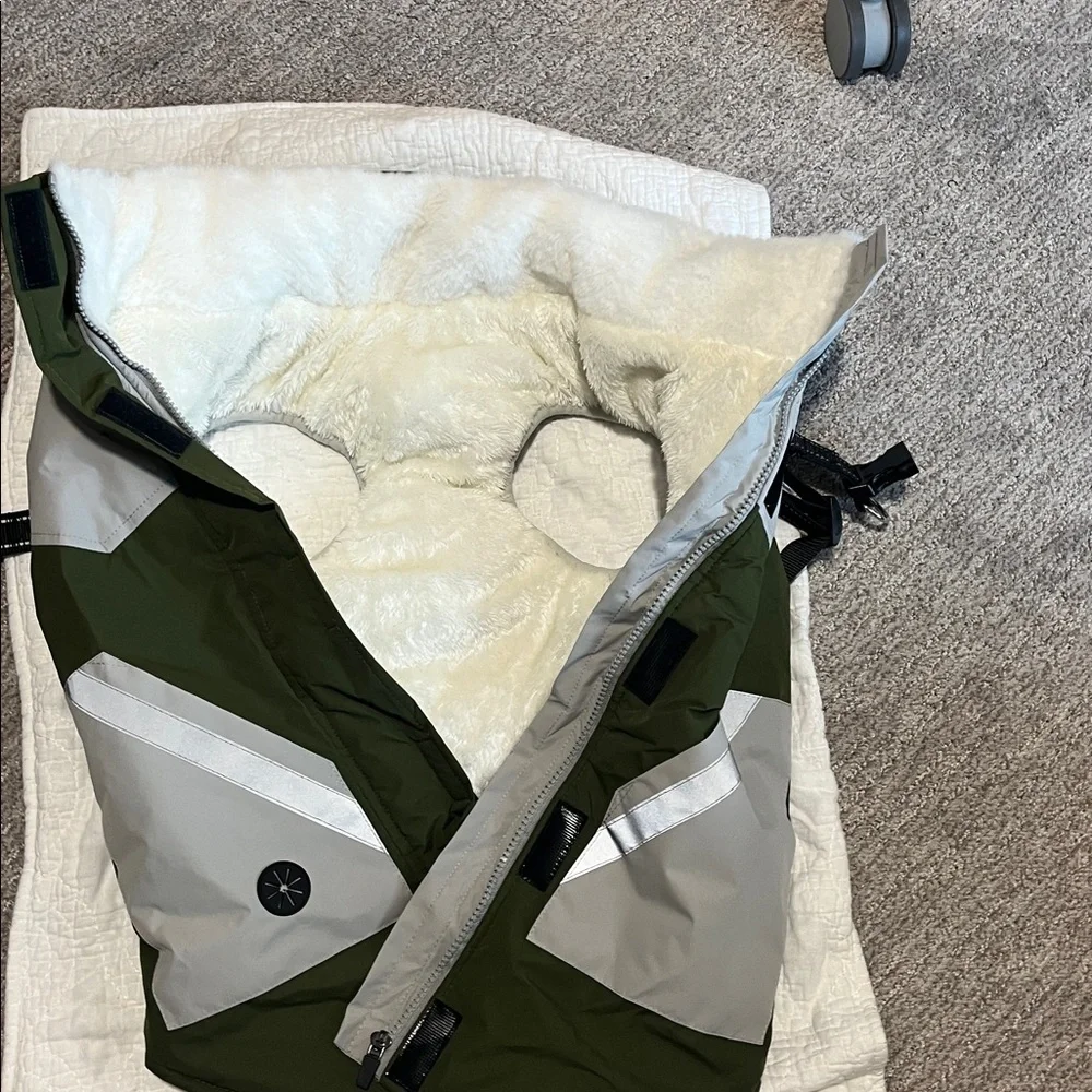 IECOii Zip Up Dog Coat - Waterproof Winter Fleece Jacket in Army Green, 726/bb1